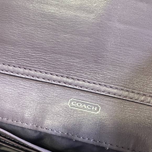 Coach Julia Embossed Op Art Wallet EUC - Picture 6 of 14